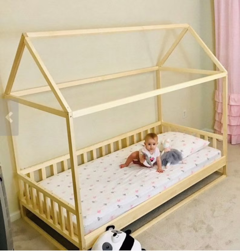 Toddler house bed with slats, Montessori floor bed, kid's bed, wood bed, kid's bedroom